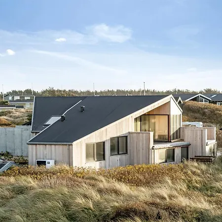 Tamina - 50m From The Sea By Interhome *