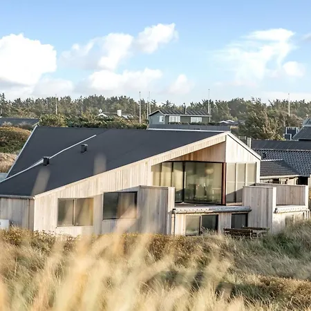 Tamina - 50m From The Sea By Interhome Lokken